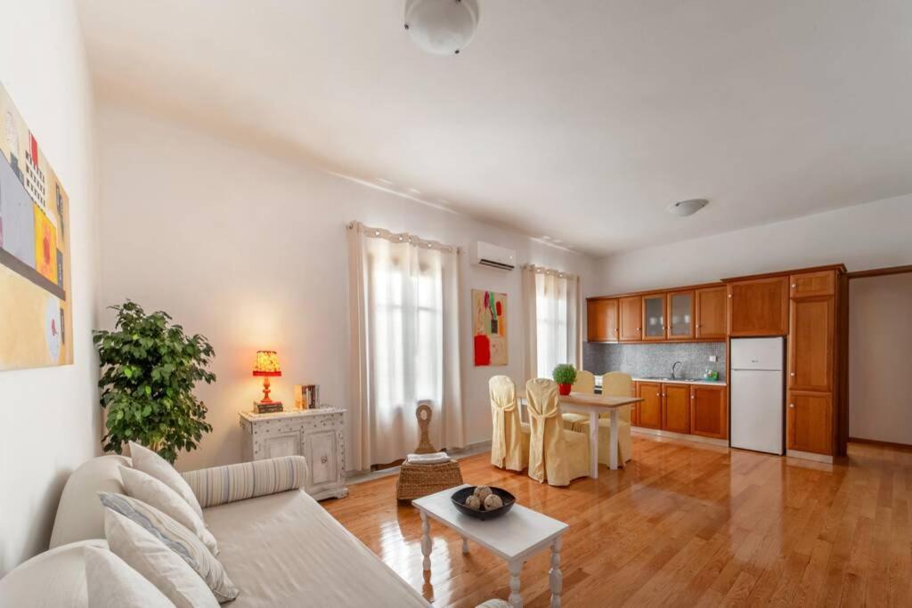 Apartment Seaview Stylish Flat In - Walk To *